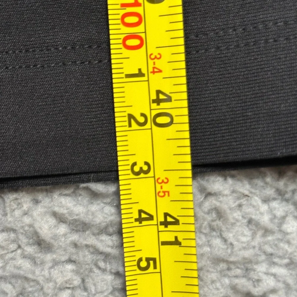 Lululemon Commission Pant Slim Warpstreme Mens 34x31 Black Stretch Travel Chino - Picture 10 of 11